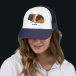 Casquette Illustration de porc de Guinée animal Personnalisé<br><div class="desc">Ajoutez un nom ou votre propre message pour créer un accessoire de mode personnalisé qui est parfait pour les propriétaires de cobayes. Ce casquette présente une illustration de style réaliste d'un cobaye et a un emplacement pour ajouter votre propre texte en lettres bleu marine ci-dessous.</div>