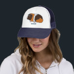 Casquette Illustration de porc de Guinée animal Personnalisé<br><div class="desc">Ajoutez un nom ou votre propre message pour créer un accessoire de mode personnalisé qui est parfait pour les propriétaires de cobayes. Ce casquette présente une illustration de style réaliste d'un cobaye et a un emplacement pour ajouter votre propre texte en lettres bleu marine ci-dessous.</div>