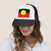 Casquette Indigène-Drapeau (En situation)