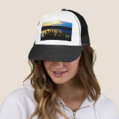 Casquette Iris jaunes sur la rive du lac Arrowhead (En situation)