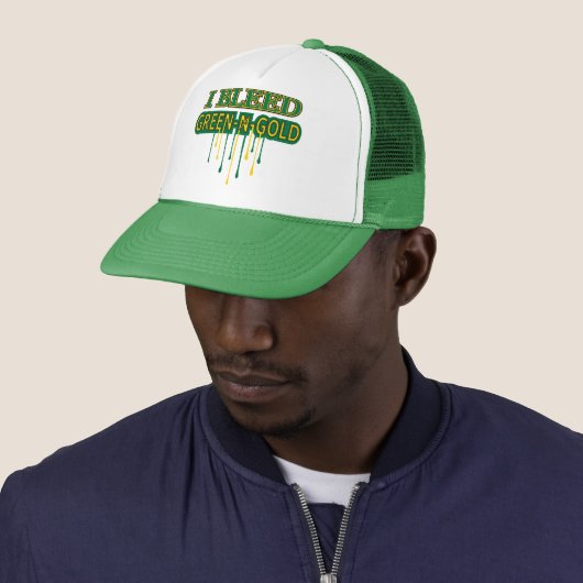 Casquette J'or de n saigne vert ' (En situation)