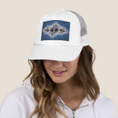 Casquette Julia dans le bleu - art de fractale (En situation)