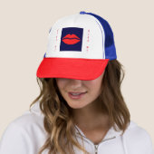CASQUETTE KISS ME ROUGE BLANC ET BLEU (En situation)