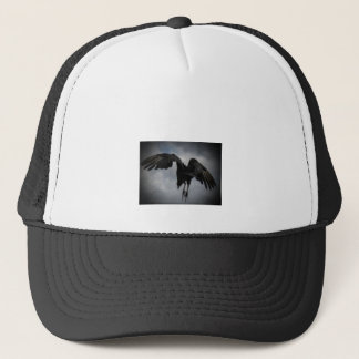 Casquette La corneille descend. Attention !