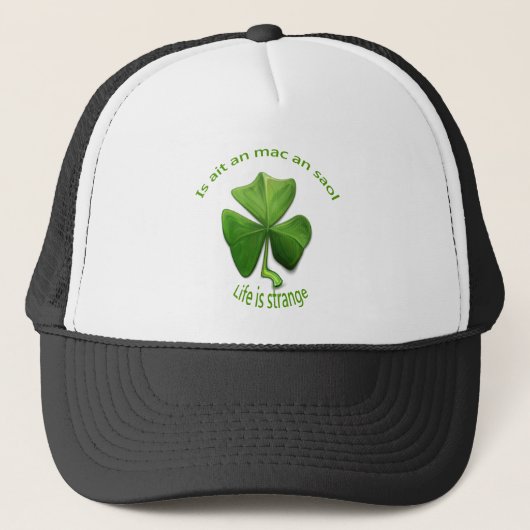 Casquette La vie est étrange.Ancien discours irlandais (Devant)