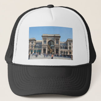Casquette Le carré de Duomo de Piazza à Milan, Italie