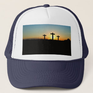 Casquette Les croix de crucifixion au coucher du soleil