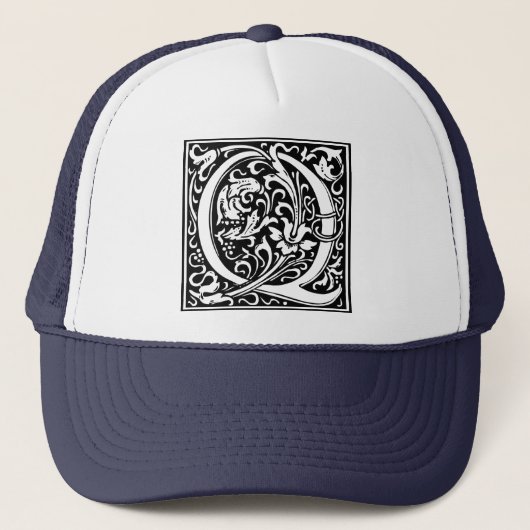 Casquette Lettre Q Monogramme médiéval Art Nouveau (Devant)