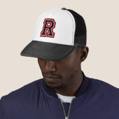 Casquette Lettre "R" initiale (En situation)