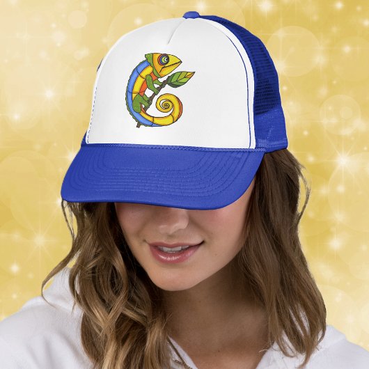 Casquette Lézard Coloré sur une Branche