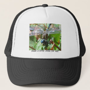 Casquette libellule souriante