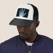 Casquette Main bleue de squelette de rayon X (En situation)