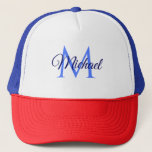 Casquette Modèle de nom de lettre initiale monogramme person<br><div class="desc">Monogramme personnalisé Lettre initiale Nom Modèle Élégant Chapeau Trucker Bleu de la marine tendance.</div>