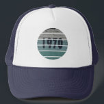 Casquette né en 1970 anniversaire vintage<br><div class="desc">Vous pouvez ajouter un peu d'originalité à votre garde-robe avec cette édition limitée vintage 1970 coucher de soleil d'anniversaire désespéré design rétro vintage avec une police de typographie stupéfiante, est une idée de cadeau pour les hommes, les femmes, mari, femme petite amie, et un petit ami qui aimera celui-ci d'une...</div>