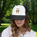 Casquette Nom de l'arc léopard<br><div class="desc">Décoré d'un arc avec empreinte de léopard. Personnalisez et ajoutez votre nom. Texte noir.</div>