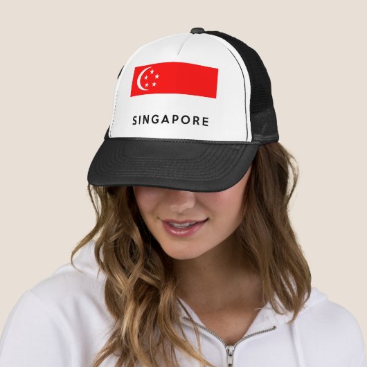 Casquette nom des textes de pays de drapeau de Singapour (En situation)