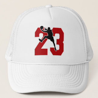 CASQUETTE NUMÉRO 23 AVEC LE JOUEUR DE BASKET