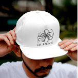 Casquette Obtenez Kraken Monster de la mer Vintage<br><div class="desc">Illustration vintage kraken / giant sea monster avec drôle "get kraken !" texte en police en détresse.</div>