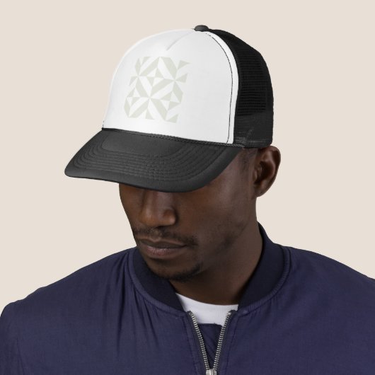 Casquette Pale Gray Geometric Deco Cube Pattern (En situation)