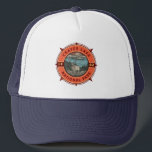Casquette Parc national du lac Crater Emblème de compas rétr<br><div class="desc">Design vectoriel de Crater Lake. Le parc se trouve dans les montagnes Cascade du sud de l'Oregon. Elle est connue pour son lac Crater,  baptisé par le volcan aujourd'hui disparu,  le Mont Mazama.</div>