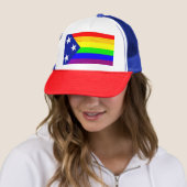 Casquette Patriote de la Fierté arc-en-ciel (En situation)