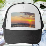 Casquette Photo personnalisée<br><div class="desc">Téléchargez une photo et créez facilement votre chapeau de camionneur personnalisé. Vous pouvez TRANSFÉRER ce DESIGN sur d'autres produits Zazzle et l'ajuster à la plupart des articles Zazzle. Vous pouvez également cliquer sur le bouton PERSONNALISER, puis sur AJOUTER DU TEXTE pour ajouter votre texte à la photo. Merci pour le...</div>