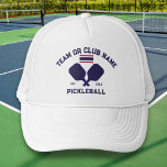 Casquette Pickleball Club Team Name Thailand Thai Flag<br><div class="desc">Stand out on the pickleball court with this stylish hat featuring crossed pickleball paddles, the flag of Thailand, and your custom text. Personalize it easily to include your club name, team name, city, or any wording of your choice. You can also change the font and paddle colors - just click...</div>
