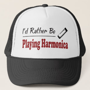 Casquette Plutôt joue l'harmonica