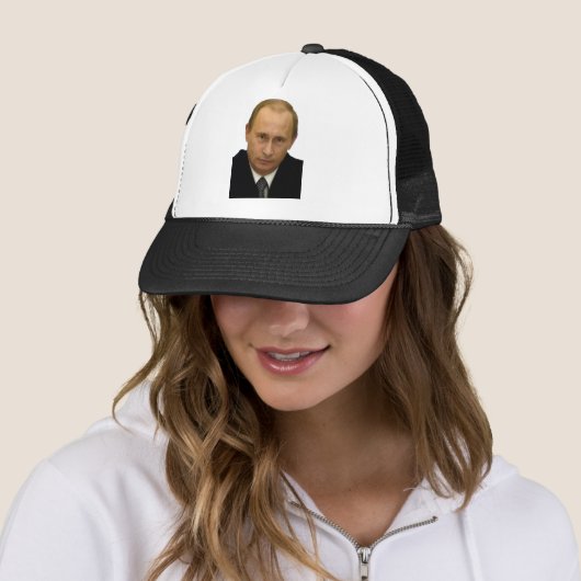 Casquette Poutine (En situation)