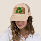 Casquette Recycler - Papier grumplé (En situation)