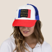 CASQUETTE RÈGLE FÉMININE FRANÇAISE (En situation)