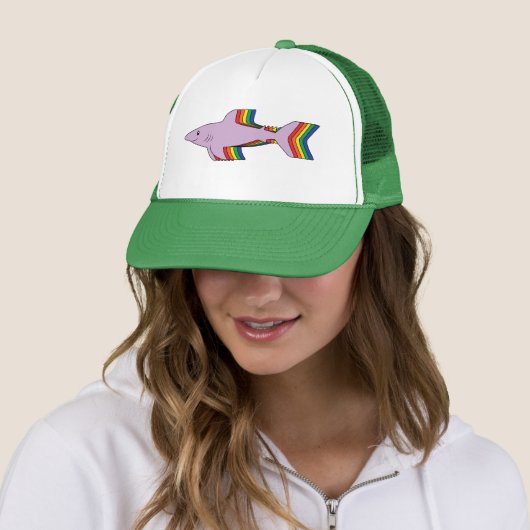 Casquette Requin d'arc-en-ciel (En situation)