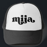 Casquette Retro fille noir et blanc Mija<br><div class="desc">"mija" en police de style rétro,  couleur est modifiable; ajoutez votre propre nom si vous le souhaitez et choisissez style haineux.</div>
