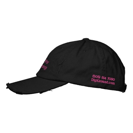 Casquette rose (Gauche)