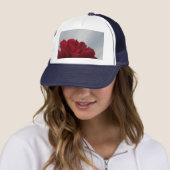 Casquette Roses rouges contre un ciel bleu vif (En situation)