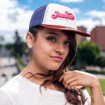 Casquette Runher Runher Runher Pink Bold Retro Font Motivati<br><div class="desc">Ce camionneur qui embrasse les coureurs féminins avec son design simple mais élégant. Le style minimaliste se marie parfaitement avec vos leggings, jeans ou joggers préférés pour l'usage quotidien. Plus qu'un simple élément de base dans votre placard, ce casquette défend l'autonomisation des femmes avec son message audacieux imprimé avant et...</div>