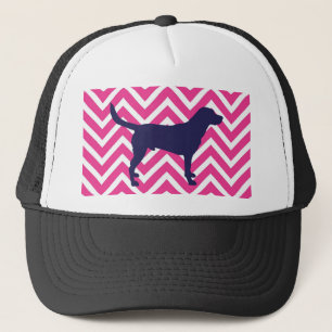 Casquette Silhouette de chien en bleu sur Motif rose Chevron