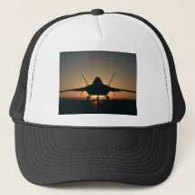 Silhouette de l'avion militaire