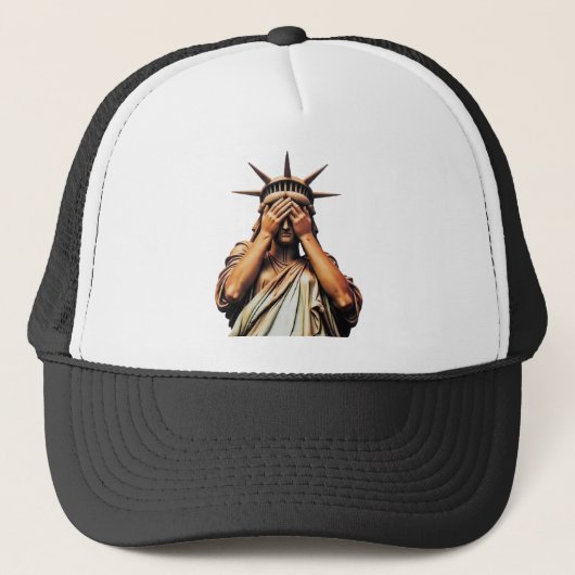 Casquette Statue de la Liberté recouvrant son visage de hont (Devant)