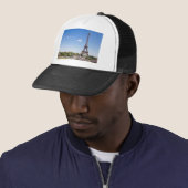 Casquette tour eiffel (En situation)