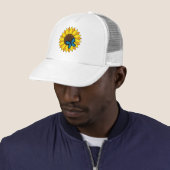 Casquette Tournesol et papillon bleu (En situation)