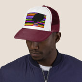 Casquette Trucker Chromatic Stripe Profile – Pop A (En situation)