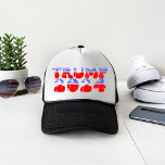 Casquette Trump patriotique 2024 Vintage rétro<br><div class="desc">Retro Vintage Patriotique Trump 2024 Rouge Blanc et Bleu Américain Casquette style Drapeau. Montrez votre patriotisme et votre Trump Pride pour le président Trump avec ce design super. Idéal pour la saison électorale !</div>