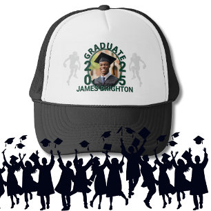 Casquette Un Diplômé Du Football Vert Sur Le Thème Photo