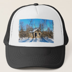 Casquette Une vieille maison dans la neige