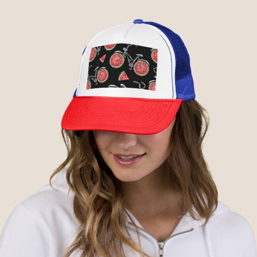 Casquette Vélos à roue de pastèque, motif d'été. (En situation)