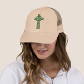 Casquette vert de croix celtique (En situation)