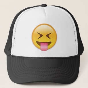Casquette Visage avec coincée la langue et étroitement les