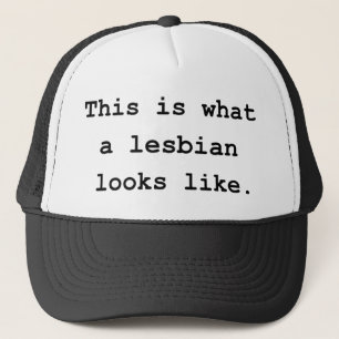 Casquette Voici à quoi ressemble une lesbienne.