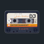 Cassette audio rétro 80s DJ Cartes de visite 2<br><div class="desc">Ancienne cassette audio à personnaliser avec votre nom,  adresse et plus. Cartes de visite personnalisables pour DJ. N'oubliez pas toute la collection de cassettes audio rétro (transparentes,  vertes,  avec des décalcomanies... ) pour l'anniversaire et plus encore... .</div>